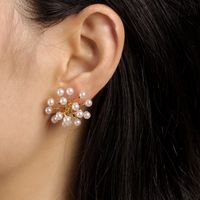 S925 Argent Aiguille Coréenne Simple Perle Fleur Boucles D&#39;oreilles Mode Gros Nihaojewelry main image 5