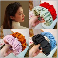 Cute Korean Hair Band Headdress Simple Large Intestine Circle Headband Hairpin Fashion Solid Color Fabric Wholesale Nihaojewelry main image 1