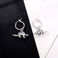 Pendientes Vintage Europeos Personalizados Punk Tridimensional Dinosaurio Animal Aleación Colgante Aro Aro Oreja Clip Neutral Cruzado sku image 3