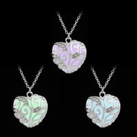 Creative Christmas Warm Gift Luminous Hollow Diamond-set Love Necklace Ladies Clavicle Chain Wholesale Nihaojewelry main image 6