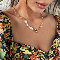N7521 Mode Und Einfache Europäische Und Amerikanische Damen Legierung Galvani Sierte Halskette Lange Persönlichkeit Süße Perlen Anhänger Halskette main image 5
