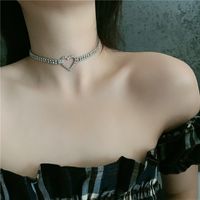 New Fashion  Love Simple Bright Diamond Short Paragraph Girl Heart Necklace Choker Wholesale Nihaojewelry main image 3