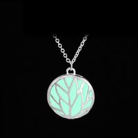 Hollow Luminous Tree Pattern Pendant Necklace Bracelet Glowing Dark Jewelry Wholesale Nihaojewelry sku image 4