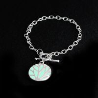 Hollow Luminous Tree Pattern Pendant Necklace Bracelet Glowing Dark Jewelry Wholesale Nihaojewelry sku image 2