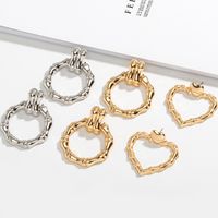 Korea New Minimalist Retro Bamboo High Fashion Design Peach Heart Stud Earrings sku image 2