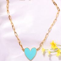 Vergoldete Blau-weiße Pfirsich Herz Anhänger Schlüsselbein Metall Halskette Weibliche Ins Einfache Stil Europäische Und Amerikanische Temperament Kreative Modetrends main image 6