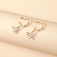 Korea Fashion Sweet Lady Hollow Butterfly Simple Age-reducing Geometric Twist C-shaped Alloy Earrings main image 3