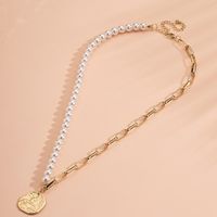 New Fashion  Round Pearl Stitching  Alloy Clavicle Chain  Wholesale main image 4