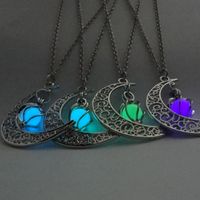 Hot Sale Moon Luminous Fashion Luminous Pendant Necklace Wholesale main image 5