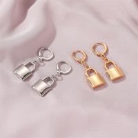New Punk Style Hip-hop Creative Lock Ear Buckle Gold And Silver Pendant Earrings Wholesale Nihaojewelry main image 3