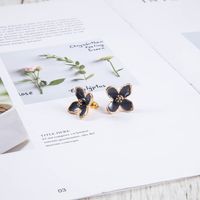 New Flower S925 Silver Needle Dripping Oil Daisy Fashion Korea Earrings main image 4