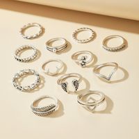 New Retro V-shaped Totem Wings Triangle Moon Love Leaf 12-piece Ring Set Wholesale main image 5