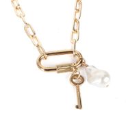 Fashion Link Buckle Special-shaped Pearl Alloy Clavicle Chain Necklace For Women main image 4