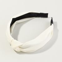 Simple Wide-sided Knotted New Solid Color Fabric Cross Headband Ladies Head Jewelry Wholesale main image 5