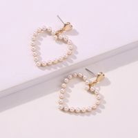 Hot Selling Love Pearl Fashion Diamond Earrings Wholesale Nihaojewelry main image 4