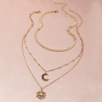 Leaf Metal  Retro Micro-inlaid Zircon Sun Necklace Wholesale Nihaojewelry sku image 1