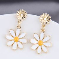 925 Silver Needle Korean Fashion Wild Daisy Chrysanthemum Alloy Earrings sku image 1