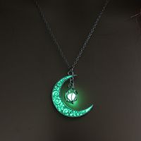 Hot Selling Hollow Spiral Moon Luminous Pendant Cyclone Luminous Bead Necklace Wholesale Nihaojewelry main image 4