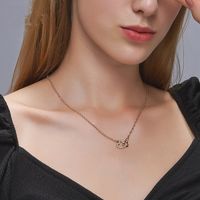 New Ladies Wild Love-shaped Diamond Hollow Double Peach Heart Pendant Necklace Clavicle Chain main image 6