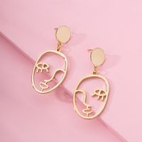 Fashion Golden Face Stud Contour Alloy Earrings Exaggerated  Wholesale main image 5