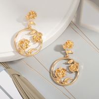 New Fashion Round C-shaped Earrings Flower Texture  Hoop Earrings main image 5