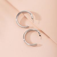 Fashion New Round Simple Alloy All-match Women's Earring Hot-saling Wholesale main image 1