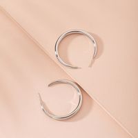 Fashion New Round Simple Alloy All-match Women's Earring Hot-saling Wholesale main image 3