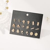Fashion New Retro Simple Golden All-match Alloy Earring Set For Women main image 4