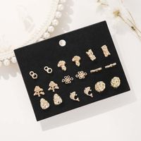 Fashion New Retro Simple Golden All-match Alloy Earring Set For Women main image 5