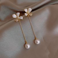 White Flower Drop Oil Diamond Long Pearl 925 Silver Needle Fashion Korean Alloy Earrings main image 1