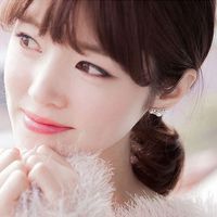New Korean Hot-selling Curved Pearl Diamond Earrings Set  Wholesale main image 3