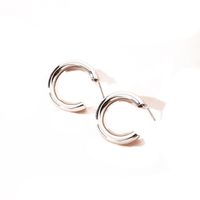 New Fashion Metal C-shaped Large Circle Women's Retro Alloy Earrings main image 6
