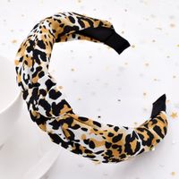 Leopard Print Headband Ladies Wide-sided Cross-knotted Retro Fabric Headband Creative Headwear Wholesale main image 3