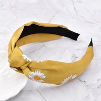 New Small Daisy Hair Band Fabric Flower Wide-sided Knotted Headband Wholesale main image 5