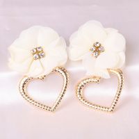 Fashion Exaggerated Heart-shaped Alloy Brand Women's Flower Earrings main image 6
