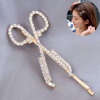 Korean Fashion And Sweet Girl Wearing Diamond-studded Scissors Side Hair Clip sku image 2