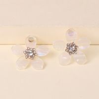 Wholesale Natural Resin Flowers Inlaid With Diamond Ball Earrings For Women main image 3