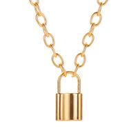 Neue Einfache Retro Metall Kurze Schlüsselförmige Legierung Anhänger Wilde Schlüsselbein Kette Halskette Für Frauen main image 1