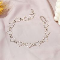 New Hollow Peach Heart Simple Love-shaped Ladies Versatile Collar Necklace main image 3