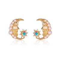 New Baroque Small Fresh Pearl Sun Sweet Simple Moon Face Alloy Earrings For Women sku image 1