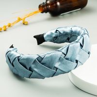 Korean Monochromatic Satin Cloth All-match Outer Starting Hoop Hollow Weaving Bangs Headband sku image 3