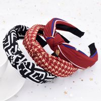 Classic Plaid Striped Korean Plaid Cross-knotted Fabric Color Matching Headband Wholesale main image 6