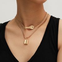 Mode Einfache Mehrschichtige Lock Anhänger Anhänger Legierung Halskette Für Frauen main image 4