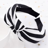Classic Plaid Striped Korean Plaid Cross-knotted Fabric Color Matching Headband Wholesale sku image 5