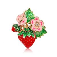 New Popular Painted Drip Enamel Fruit Strawberry Brooch All-match Brooches Wholesale main image 1