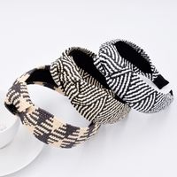 New Raffia Woven Fabric Wide-brimmed Headband Knotted Hair Accessories Wholesale main image 1