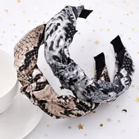 Leopard Print Snakeskin Fabric Cross-knotted Retro Broad-brimmed Headband Wholesale main image 4