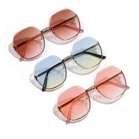 Polygon Frameless Big Frame Color Ocean Film Sunglasses Metal Frame Wholesale main image 5