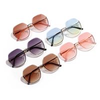 Polygon Frameless Big Frame Color Ocean Film Sunglasses Metal Frame Wholesale main image 4