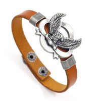 2019 Neues Armband Herren Retro Armband Europäische Und Amerikanische Persönlichkeit Legierung Adler Mode Rindsleder Armband 2 Farben sku image 2